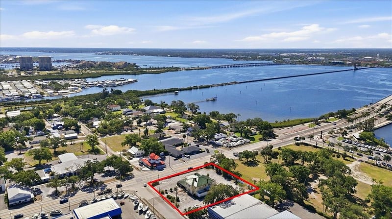 337 Us 41 Bus, Palmetto, FL 34221