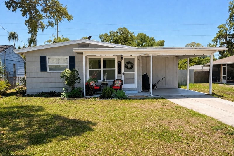 519 Norfolk St, Dunedin, FL 34698