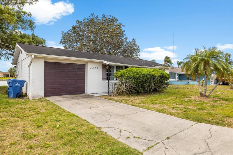 3510 Wilson Dr, Holiday, FL 34691