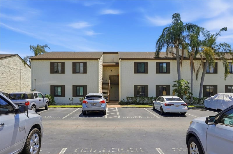724 115 Ave N #2205, St Petersburg, FL 33716