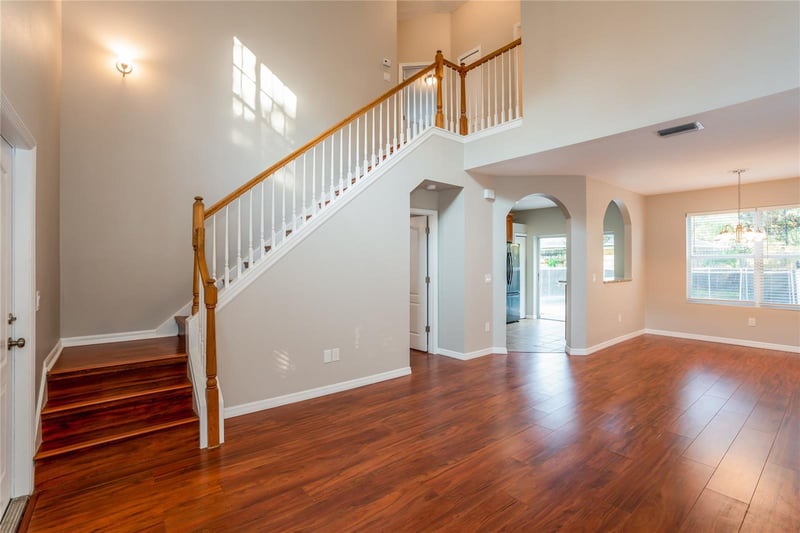 1011 Lake Shore Ranch Dr, Seffner, FL 33584