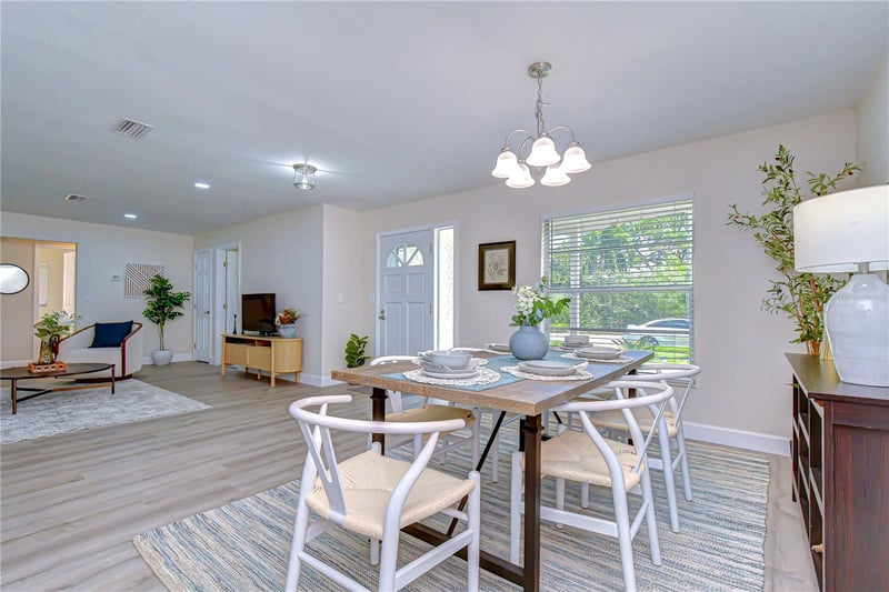 2167 Lakeview Rd, Clearwater, FL 33764