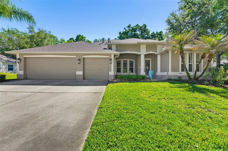 62 Camelot Ridge Dr, Brandon, FL 33511