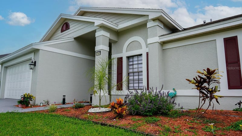 8141 Golf Club Ct, Hudson, FL 34667