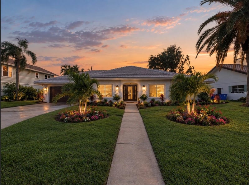 5853 Leeland St S, St Petersburg, FL 33715