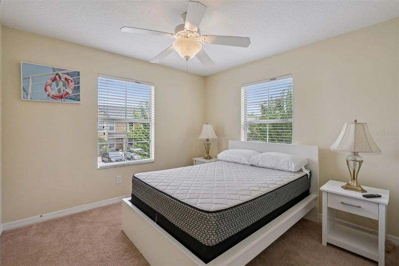 450 Carina Cir, Sanford, FL 32773