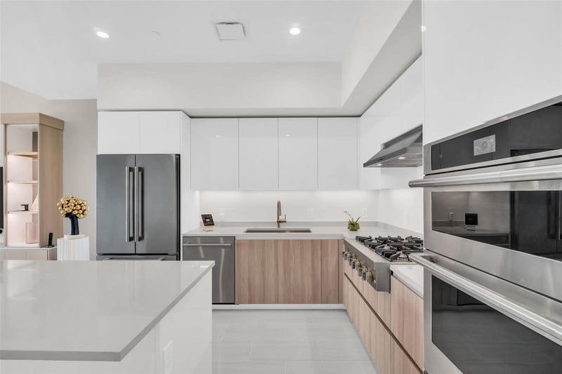400 Central Ave #2705, St Petersburg, FL 33701