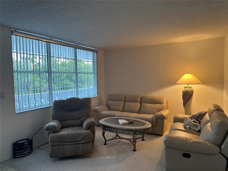 4720 Locust St NE #314, St Petersburg, FL 33703