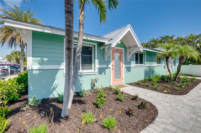 3009 Avenue E #A, Bradenton Beach, FL 34217