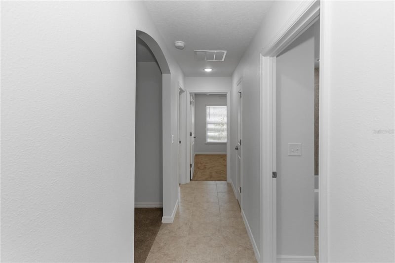 906 7th St, Wimauma, FL 33598