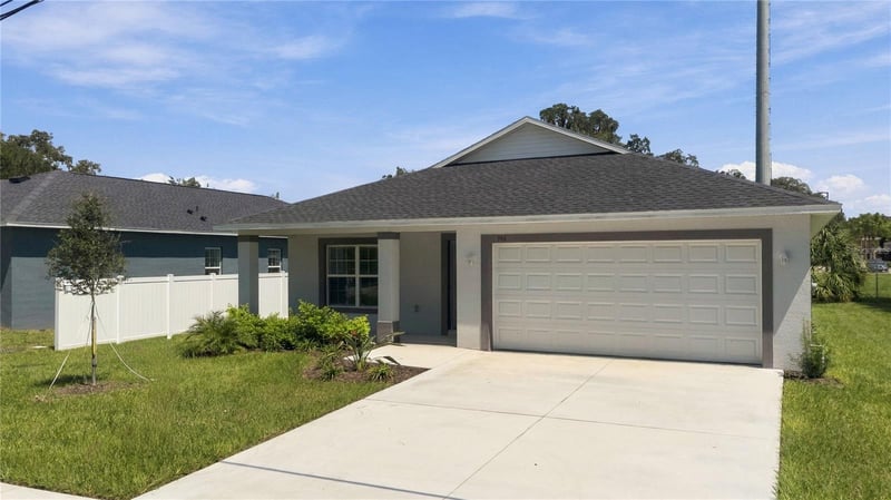 906 7th St, Wimauma, FL 33598