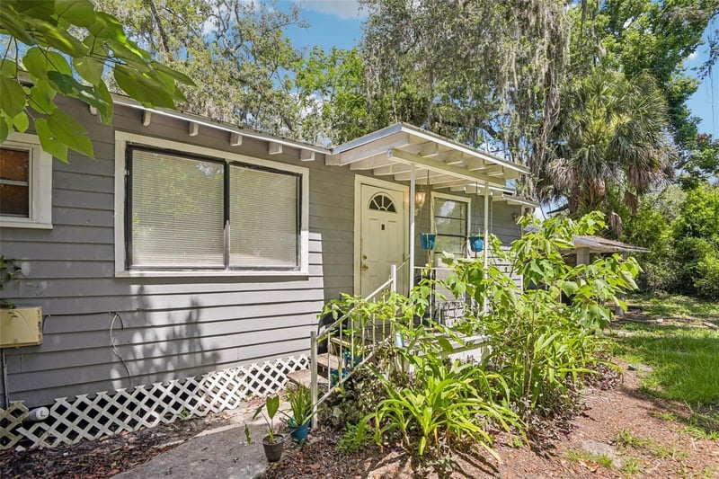 1504 E 99th Ave, Tampa, FL 33612