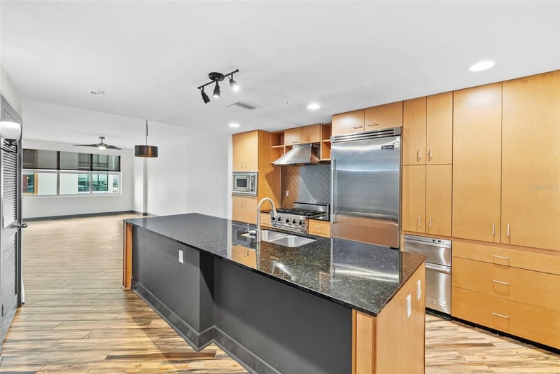1120 E Kennedy Blvd #618, Tampa, FL 33602