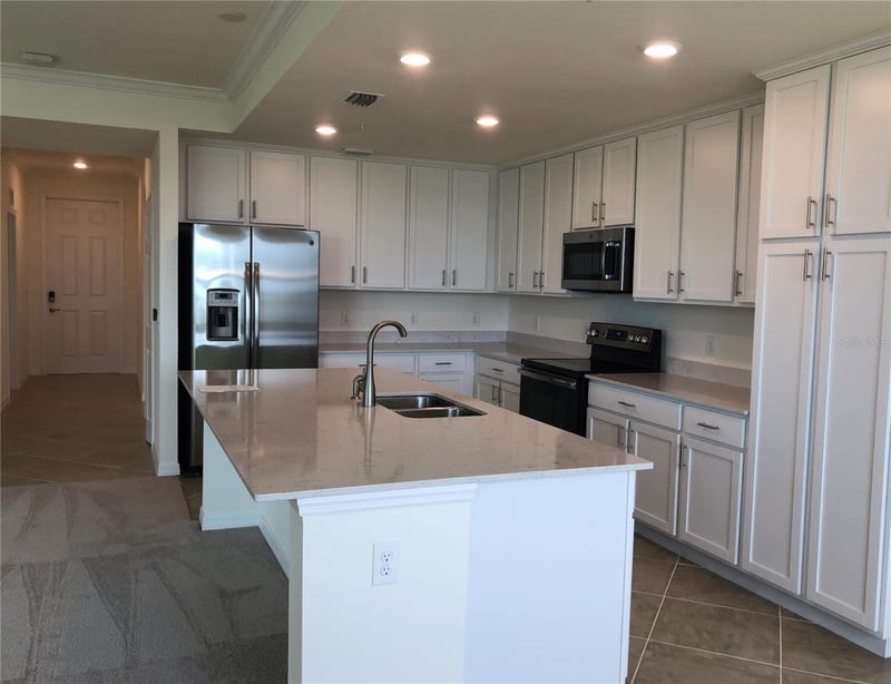 1010 Tidewater Shores Loop #206, Bradenton, FL 34208
