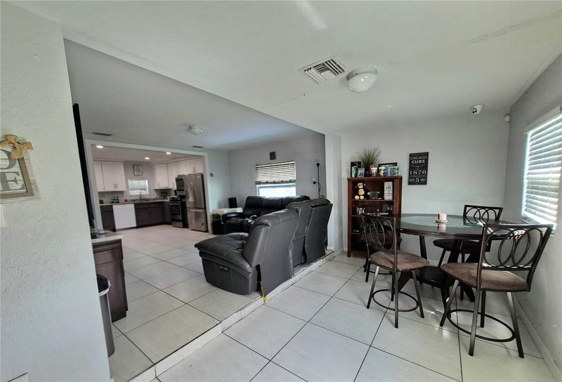 709 E 119th Ave, Tampa, FL 33612
