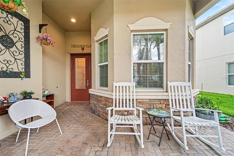 30867 Lindentree Dr, Wesley Chapel, FL 33543