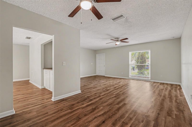 3607 Woodhill Dr, Brandon, FL 33511