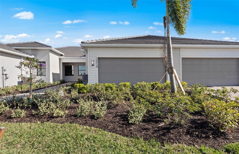 18718 Indian Rock Pl, Lakewood Ranch, FL 34211