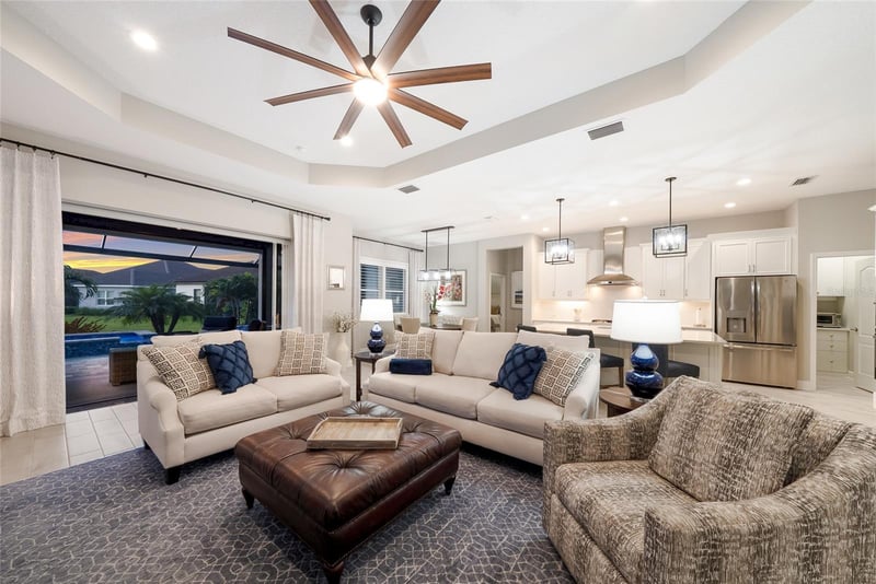 12825 Coastal Breeze Way, Bradenton, FL 34211