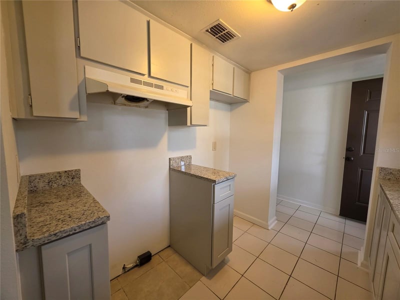 5521 Bay Blvd #102, Port Richey, FL 34668