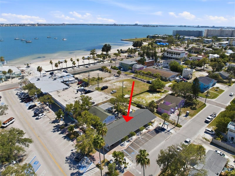 3101 Beach Blvd S #1-5, Gulfport, FL 33707