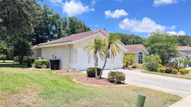 1230 Berkshire Ln, Tarpon Springs, FL 34688