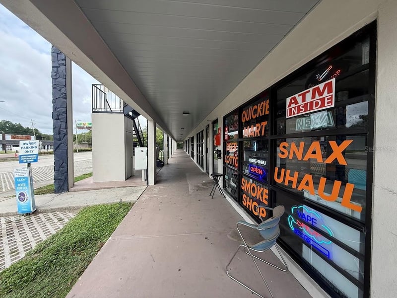 1005 W Busch Blvd, Tampa, FL 33612