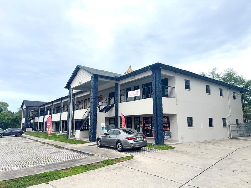 1005 W Busch Blvd, Tampa, FL 33612