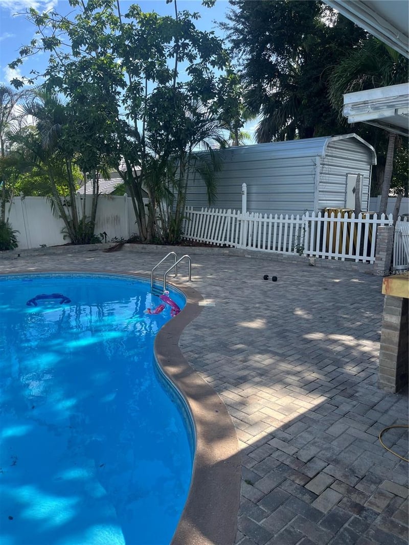 8015 Jackson Spring, Tampa, FL 33615