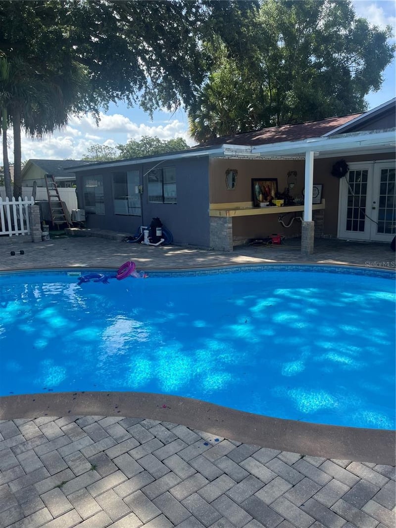 8015 Jackson Spring, Tampa, FL 33615