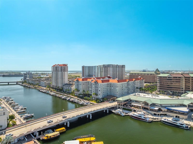 700 S Harbour Island Blvd #647, Tampa, FL 33602