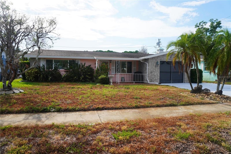 1248 Ermine Dr, Holiday, FL 34690