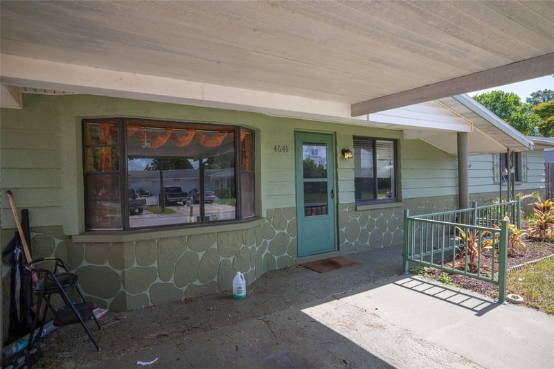 4641 Aegean Ave, Holiday, FL 34690