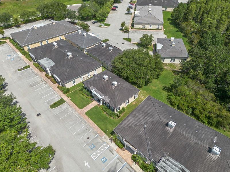 5381 Primrose Lake Cir, Tampa, FL 33647