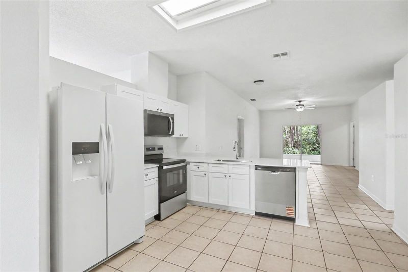 3709 Cinnamon Fern Loop, Clermont, FL 34714