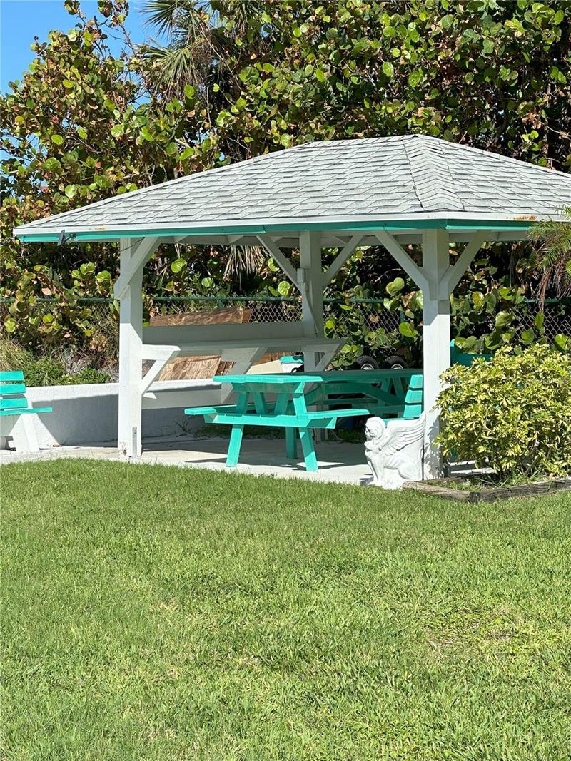 Gulf Blvd, Redington Shores, FL 33708
