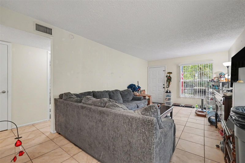 14203 Shadow Moss Ln #102, Tampa, FL 33613