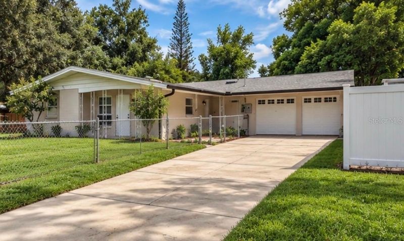 2410 Lando Ln, Orlando, FL 32806