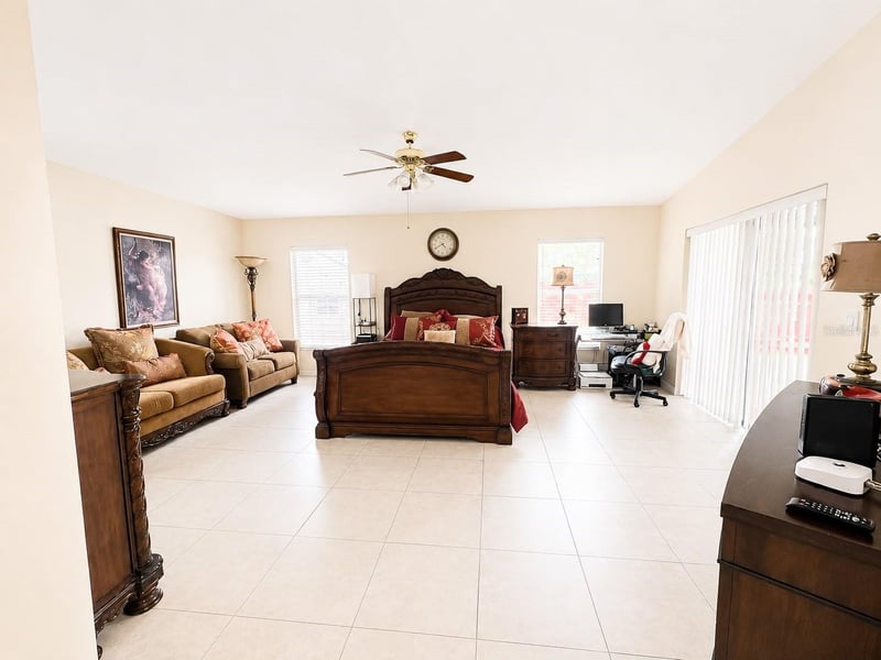 9708 White Barn Way, Riverview, FL 33569