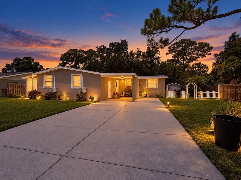 603 60th Ave W, Bradenton, FL 34207