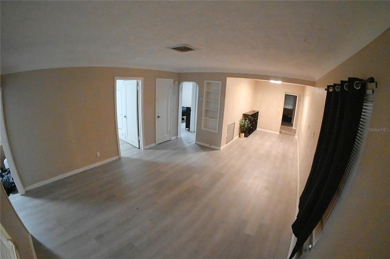 366 45th Ave N, St Petersburg, FL 33703