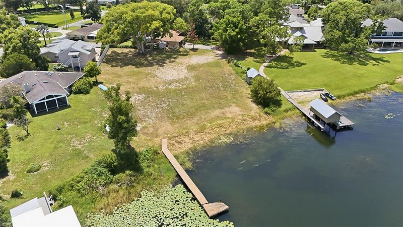 1810 Pineway Ct, Mount Dora, FL 32757