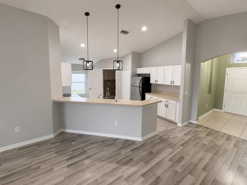 2242 Colville Chase Dr, Ruskin, FL 33570