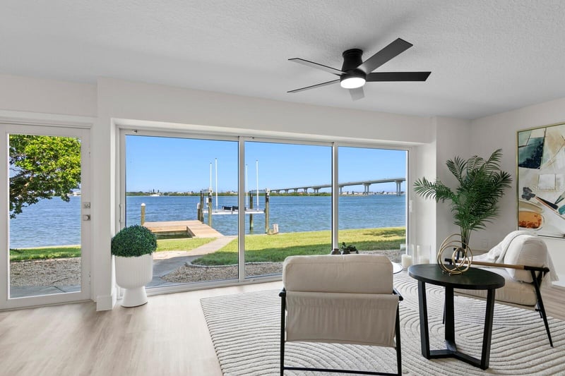 202 Driftwood Ln, Largo, FL 33770