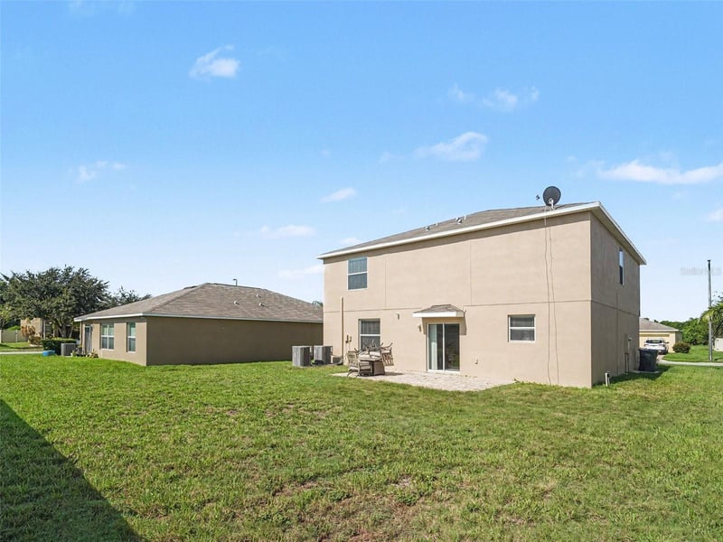 2210 Purple Orchid Pl, Ruskin, FL 33570