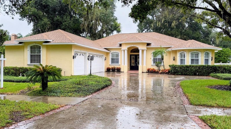 816 Citrus Wood Ln, Valrico, FL 33594