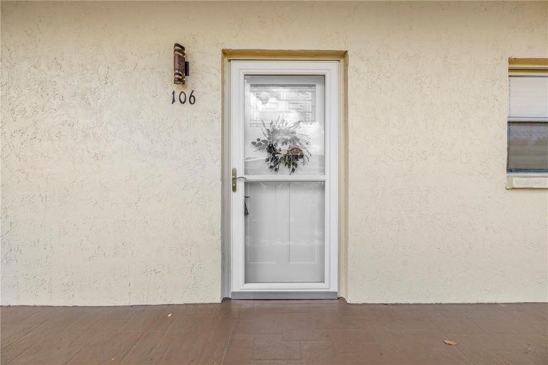 5725 80th St N #106, St Petersburg, FL 33709