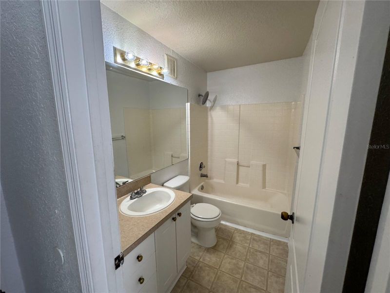 3325 S Kirkman Rd #438, Orlando, FL 32811