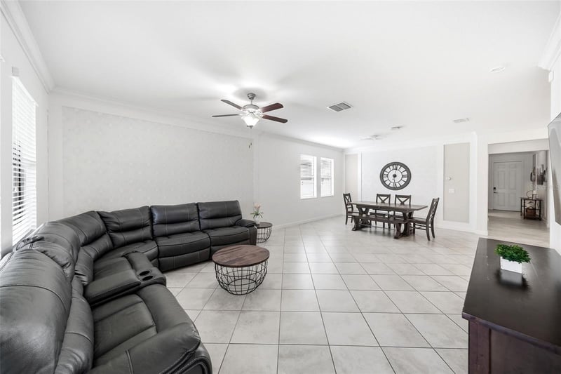 11706 Sunburst Marble Rd, Riverview, FL 33579