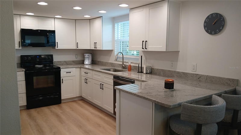 12300 Park Blvd #101, Seminole, FL 33772